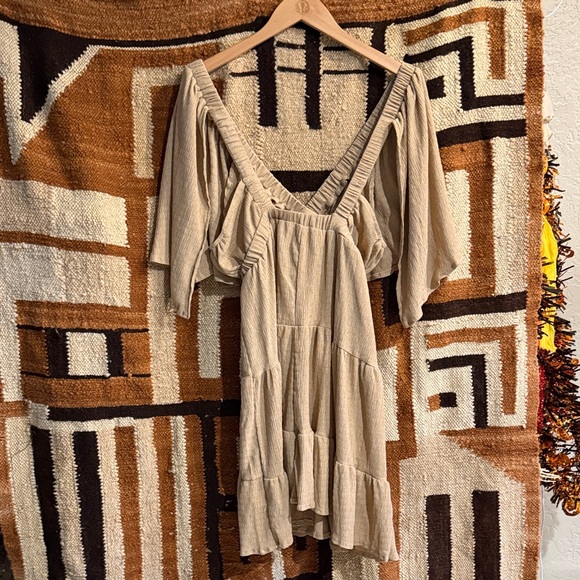 Beige Ruffled V-Neck Dress - Picture 3 of 3